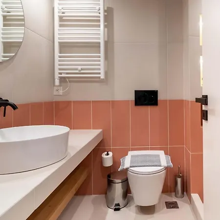 Mar25 By Smart Cozy - In The Heart Of - 9 Minutes From Metro - Available 24hr Atenas