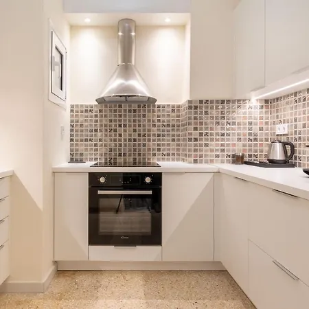 Mar25 By Smart Cozy - In The Heart Of - 9 Minutes From Metro - Available 24hr * Atenas